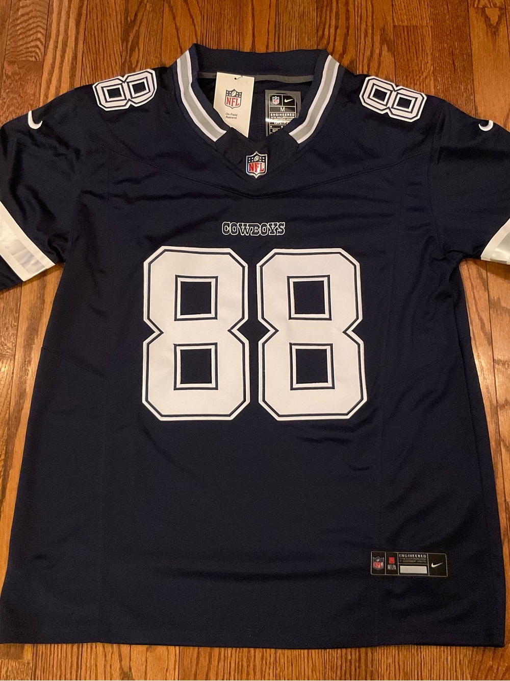 Nike Dallas Cowboys men’s M Ceedee Lamb blue sewn-on jersey NWT